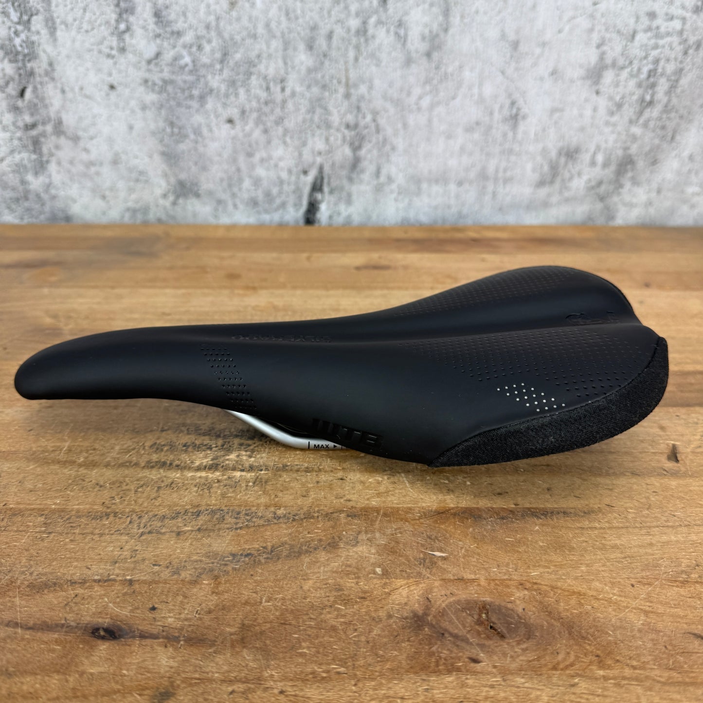 Low Mile! WTB Silverado 145mm 7x7mm CrMo Rails Bike Saddle 255g