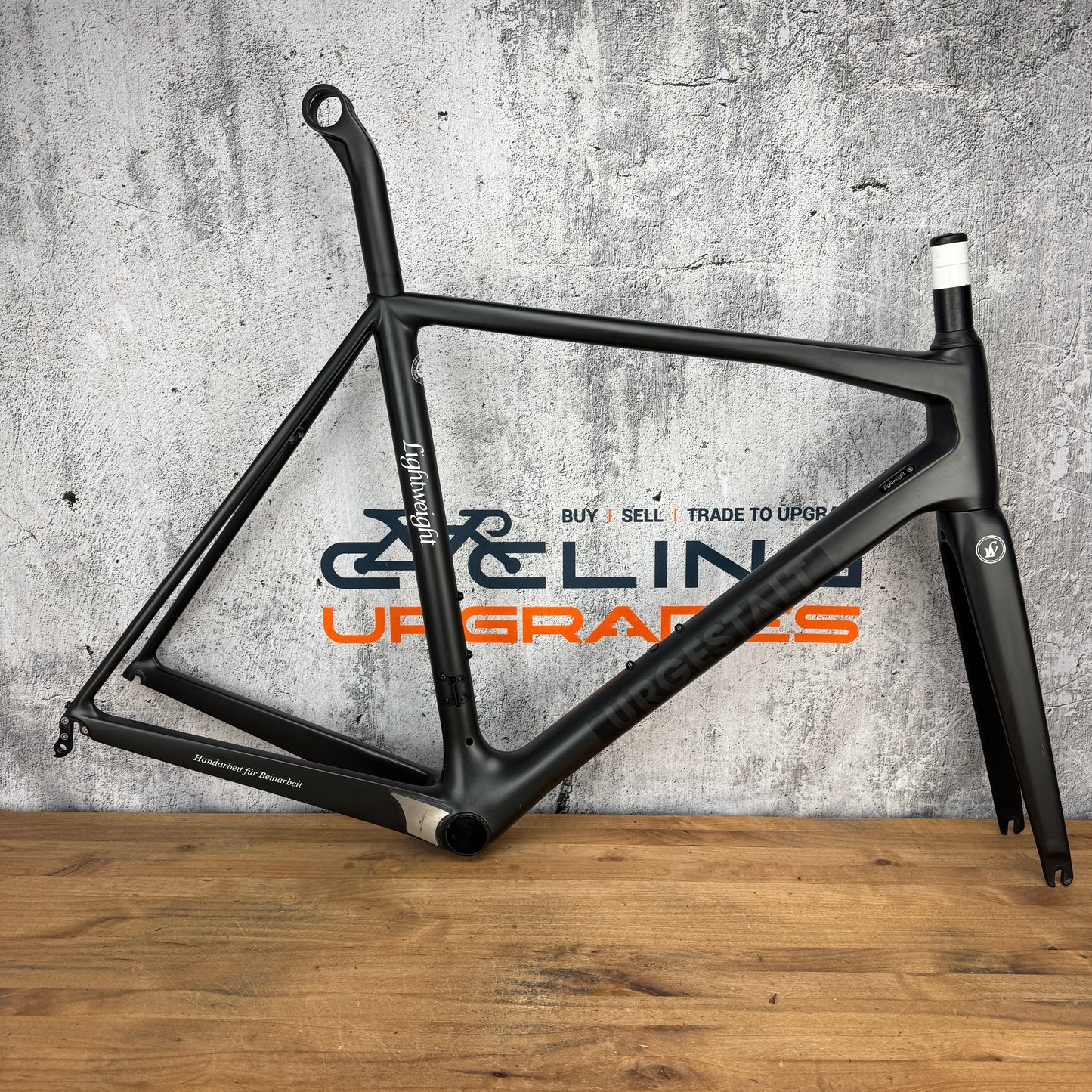 Lightweight Ugestalt 56cm Rim Brake Carbon Road Bike Frameset 700c 1624g