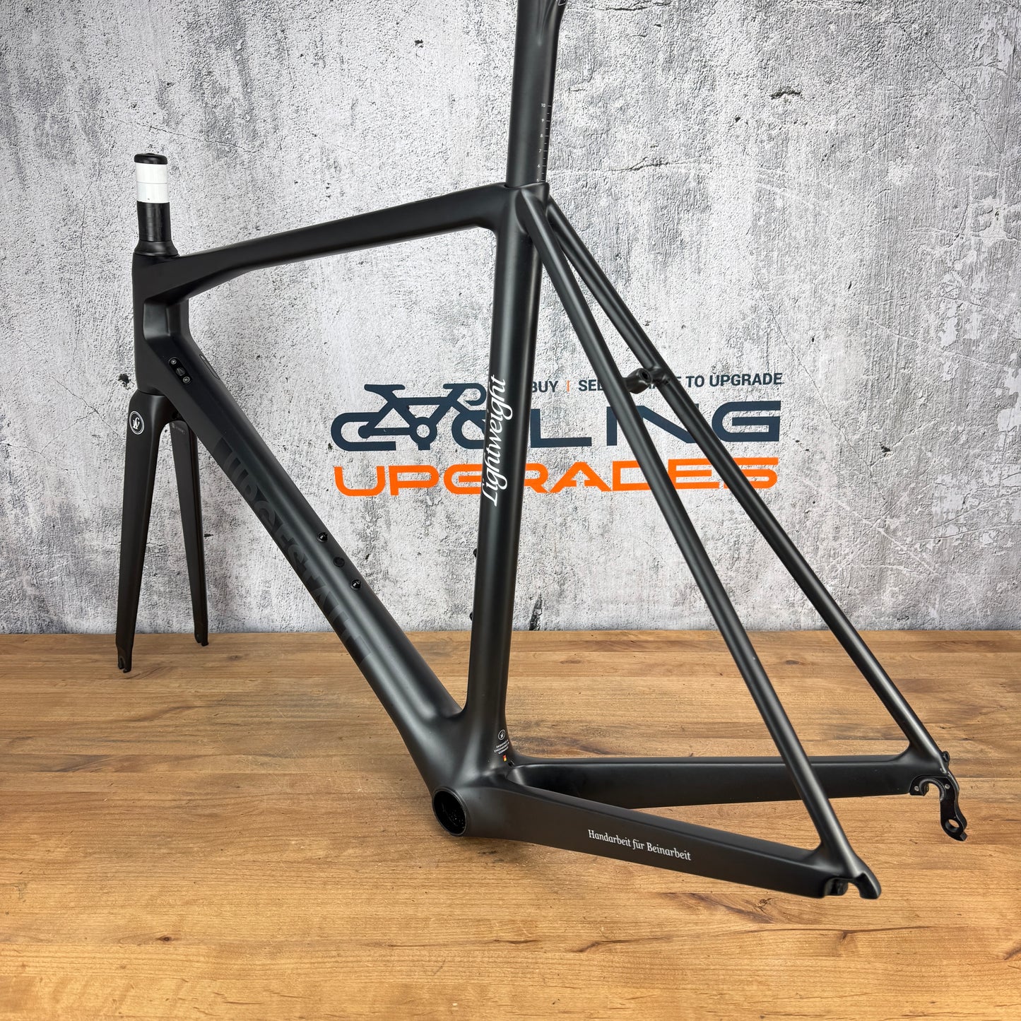 Lightweight Ugestalt 56cm Rim Brake Carbon Road Bike Frameset 700c 1624g