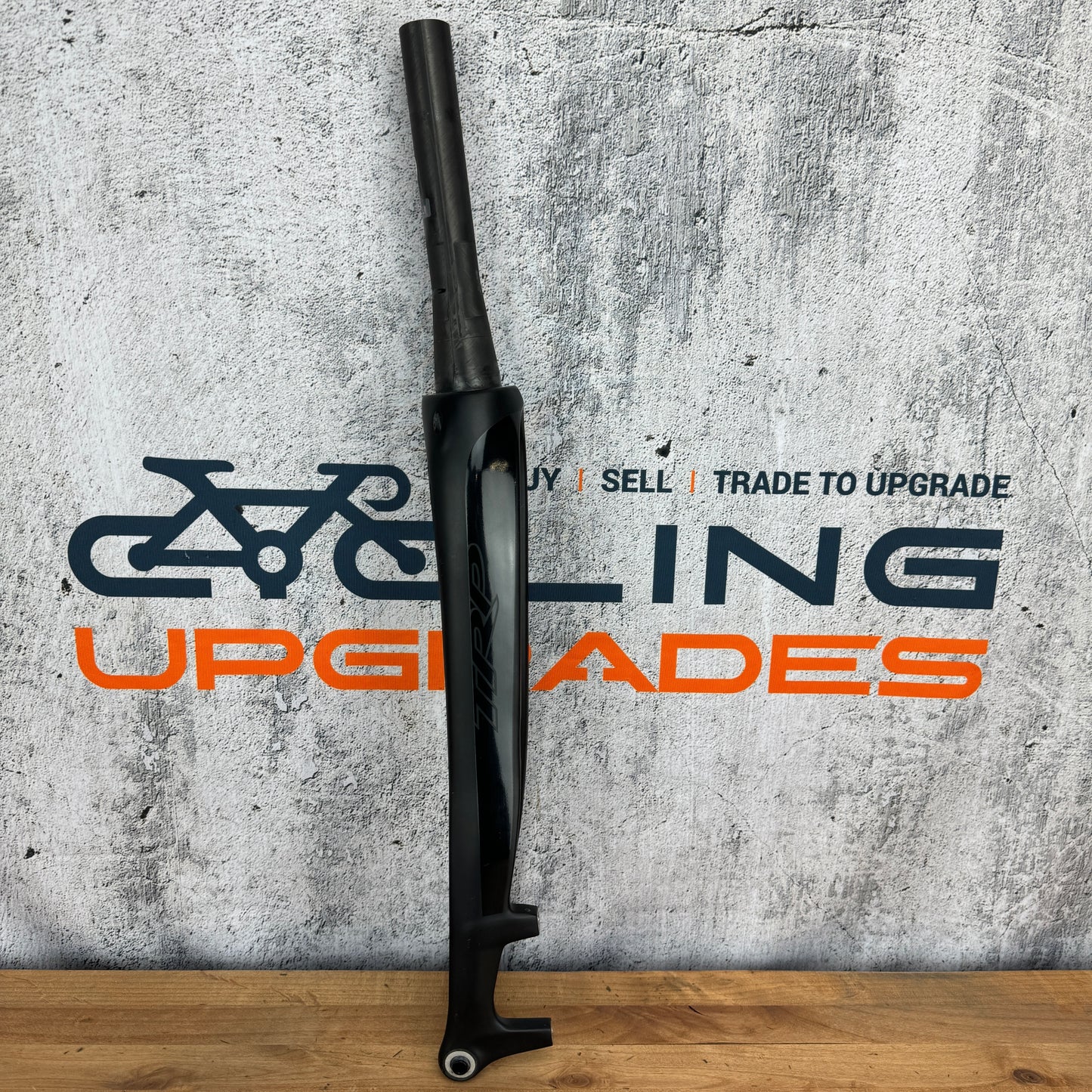 TRP CX/Gravel Carbon 12mm Thru Axle 200mm Steerer Tapered Fork 700c 480g