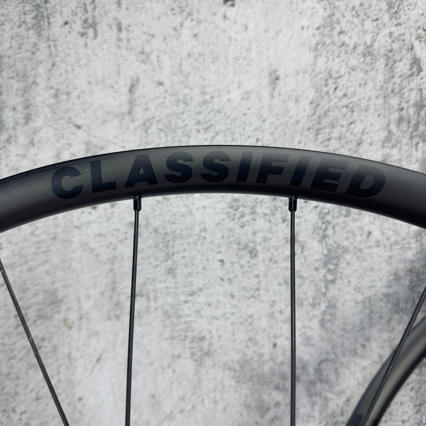 Low Mile! Classified G19 Powershift Carbon Tubeless Gravel Disc Wheelset 700c 1181g