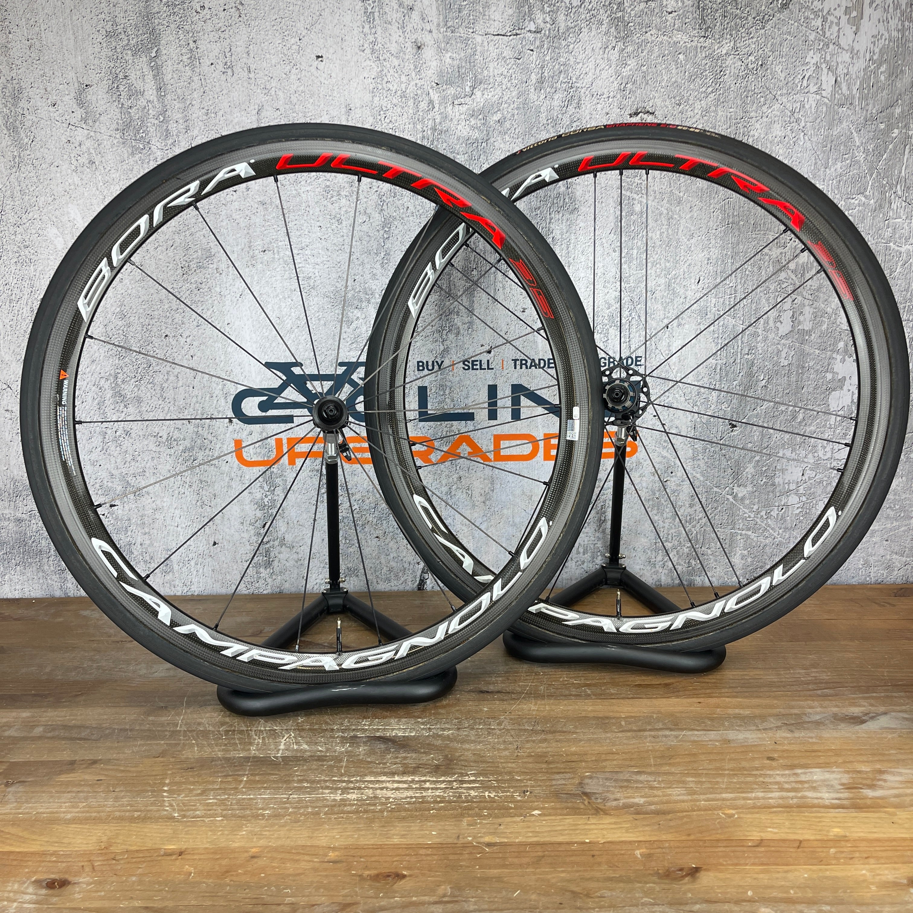 Campagnolo Bora Ultra 35 Carbon Tubular Wheelset 700c Rim Brake + Vitt –  CyclingUpgrades.com