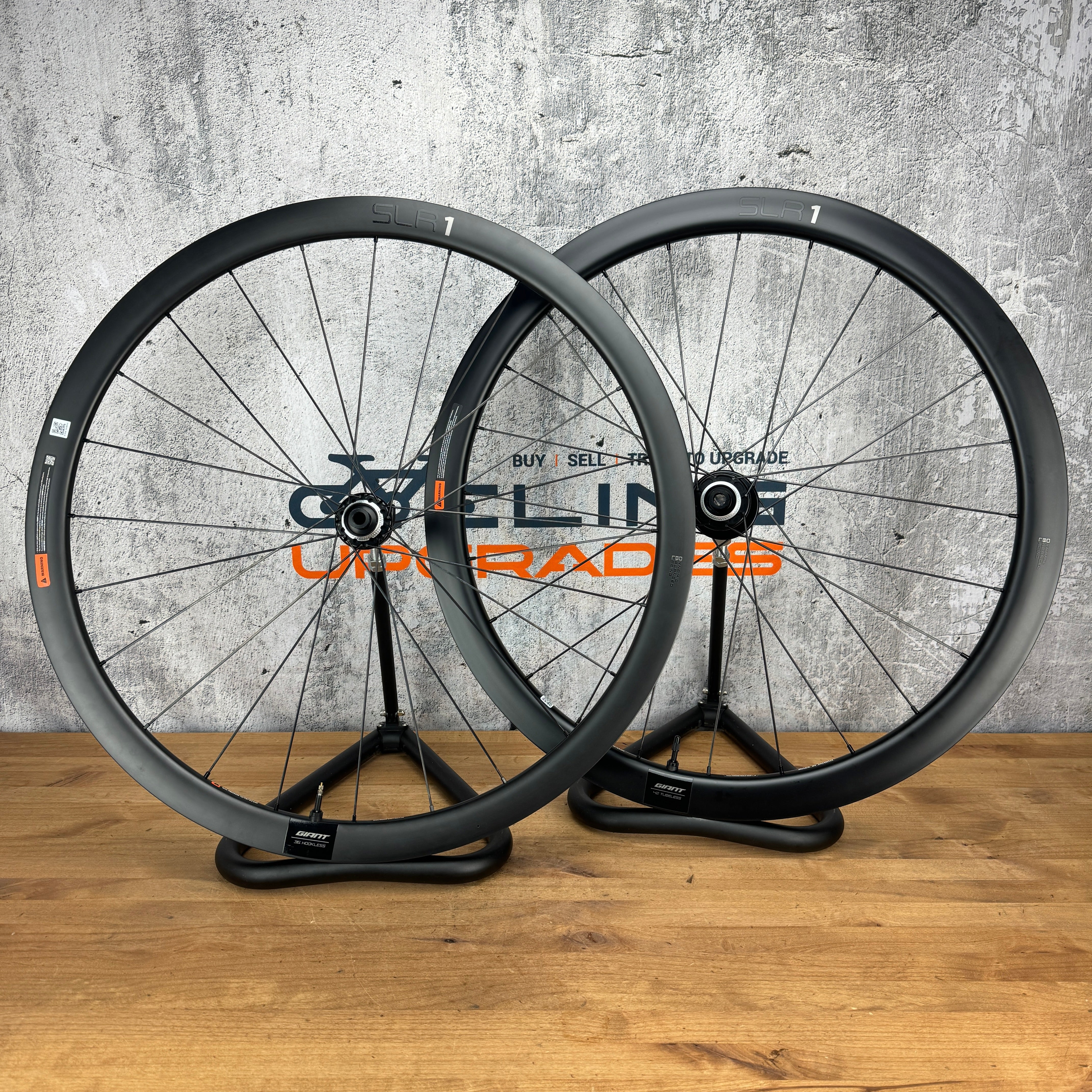 New! Giant SLR 1 35/42 Carbon Tubeless Hookless Disc Wheelset 700c 1506g