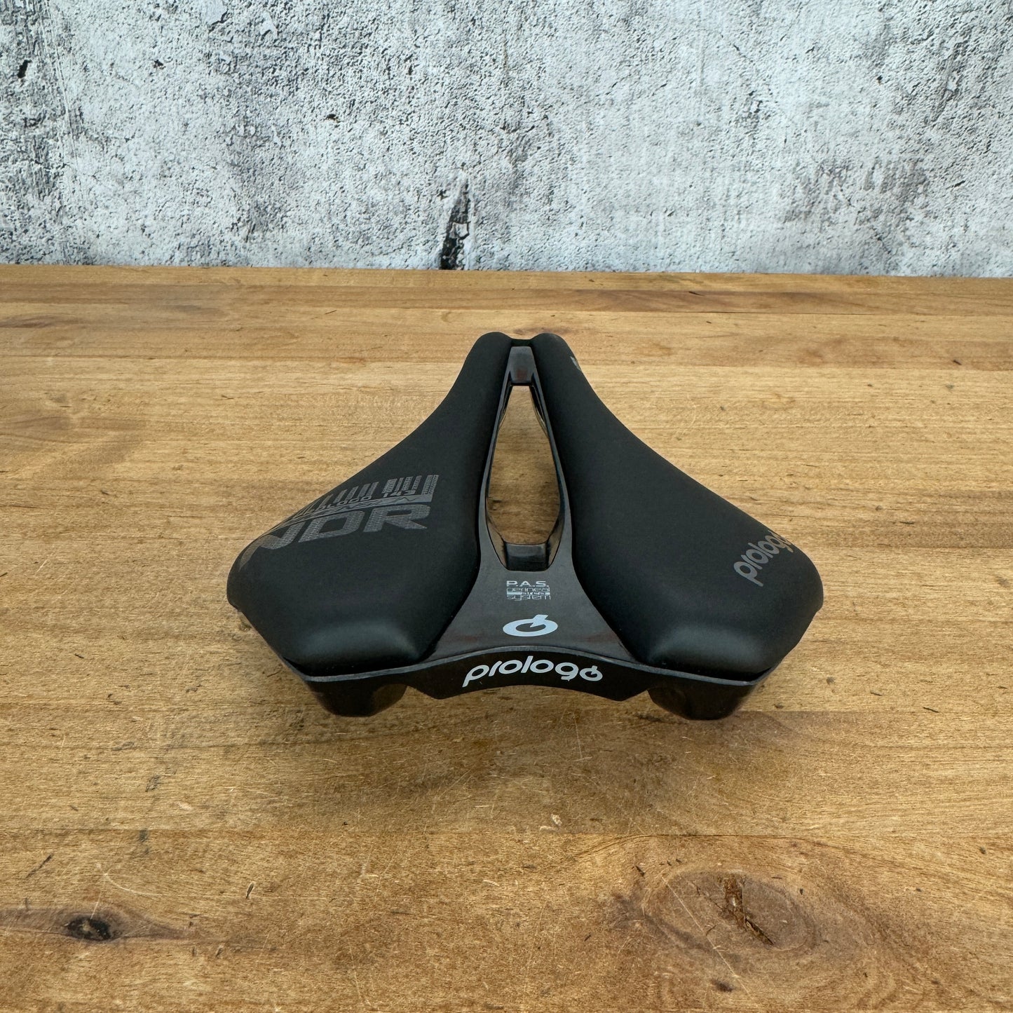 Prologo Dimension NDR PAS 143mm 7x7mm Tirox Rails Bike Saddle 229g