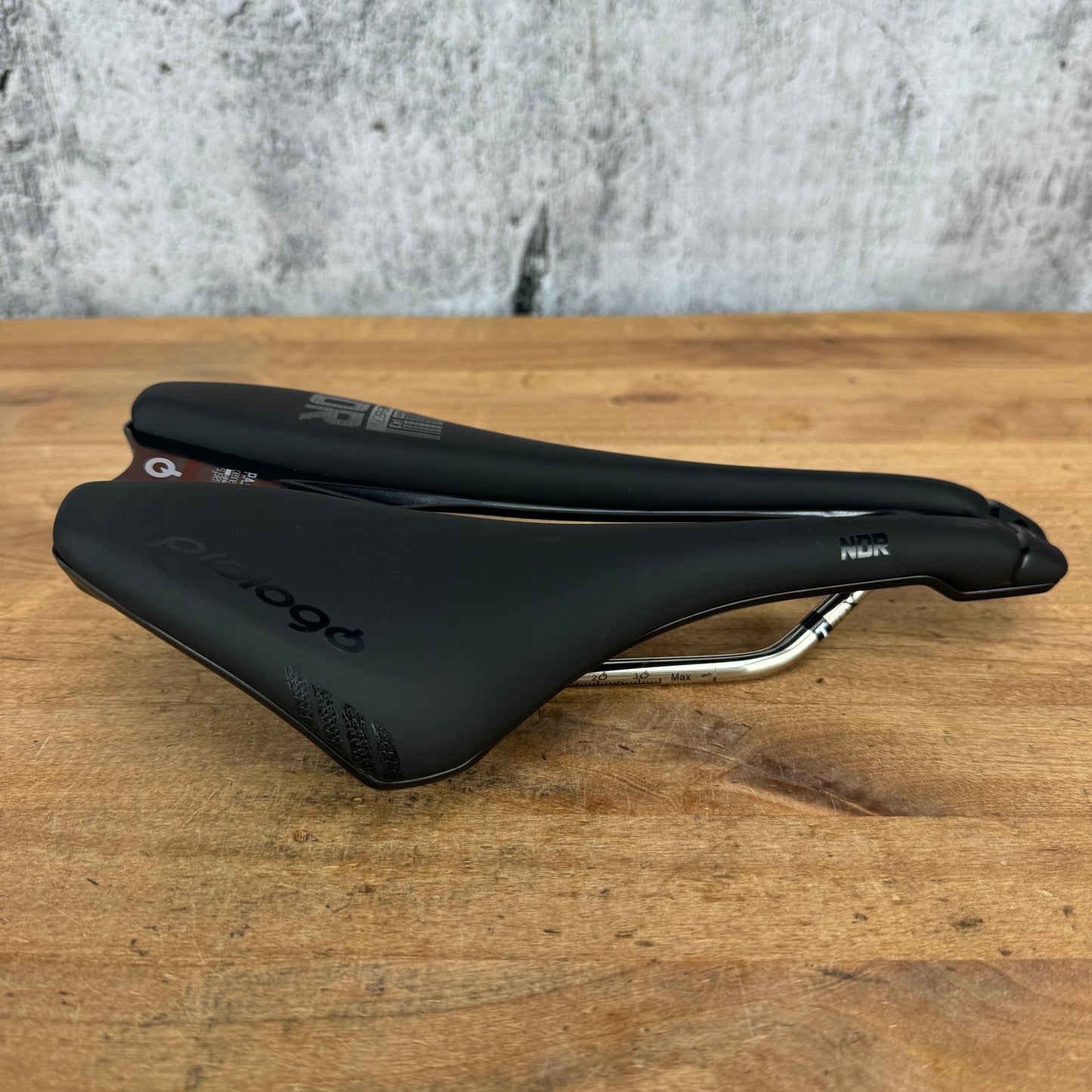 Prologo Dimension NDR PAS 143mm 7x7mm Tirox Rails Bike Saddle 229g