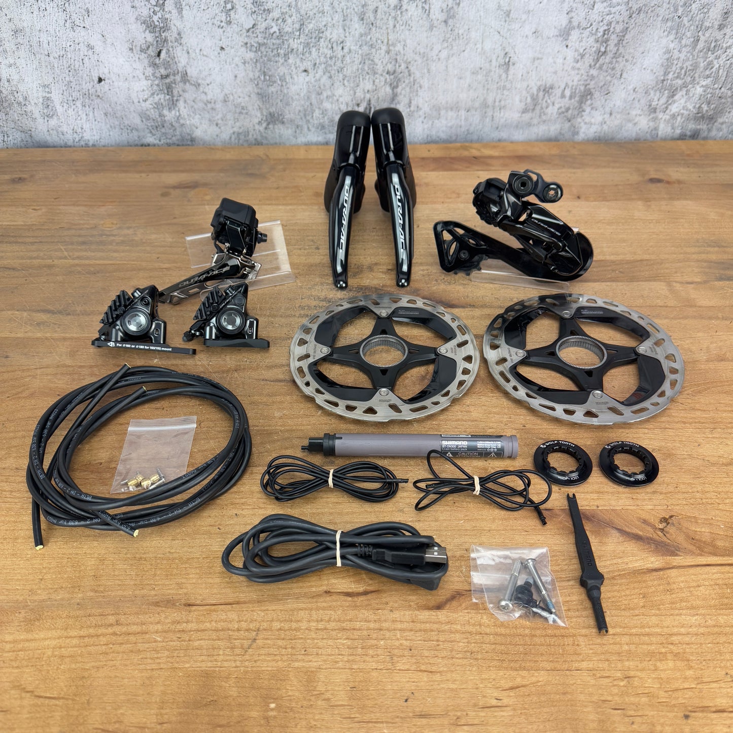 Low Mile! Shimano Dura-Ace R9270 Di2 12-Speed Disc Brake Mini Groupset