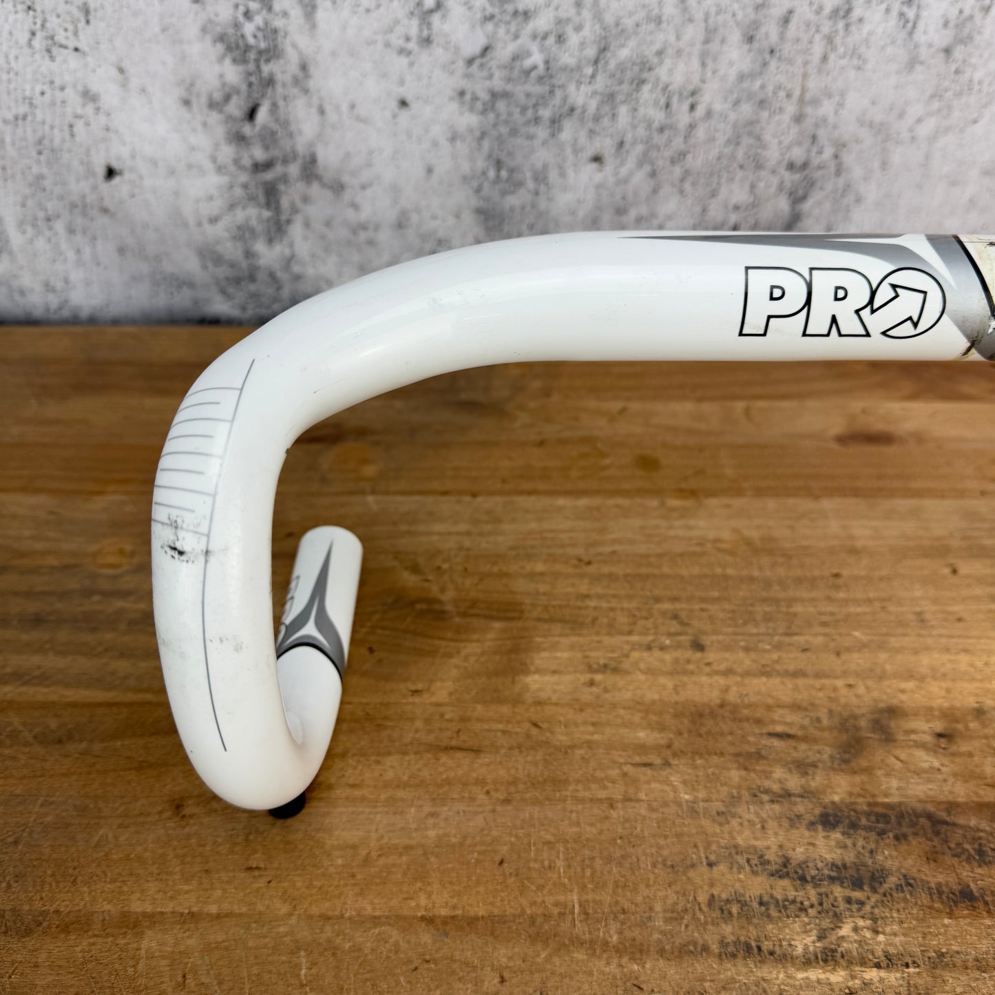 Shimano Pro Vibe 7S Anotomic White 40cm Alloy Bike Drop Handlebar 292g