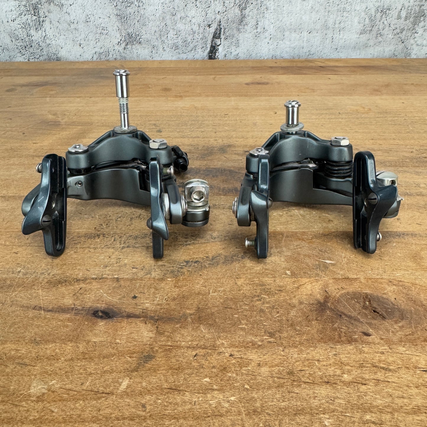 Shimano Ultegra BR-6800 Center-Mount Mechanical Rim Brake Calipers 327g