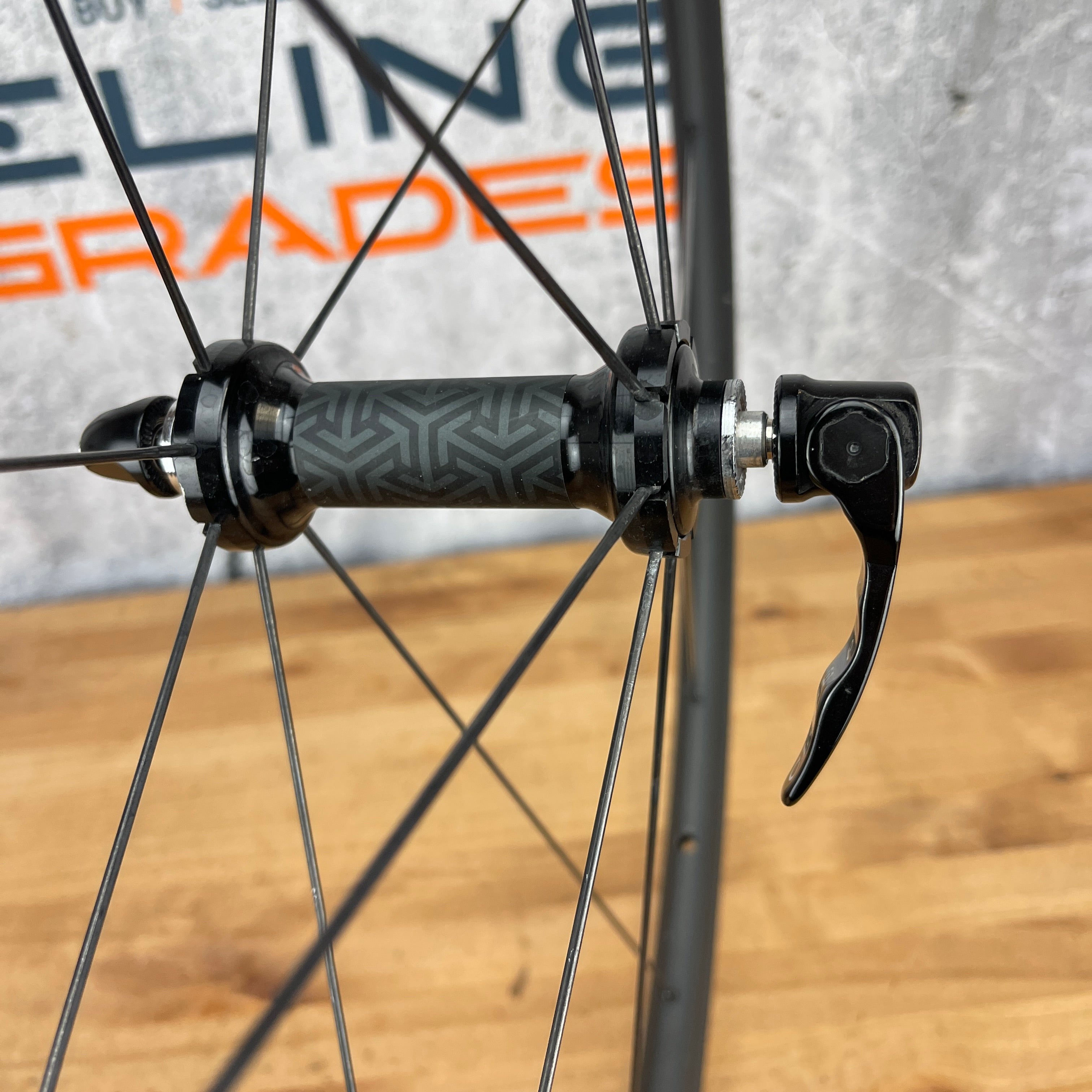 Low Mile! Vittoria Clusion Nero AS Alloy Clincher Rim Brake Bike Wheel –  CyclingUpgrades.com