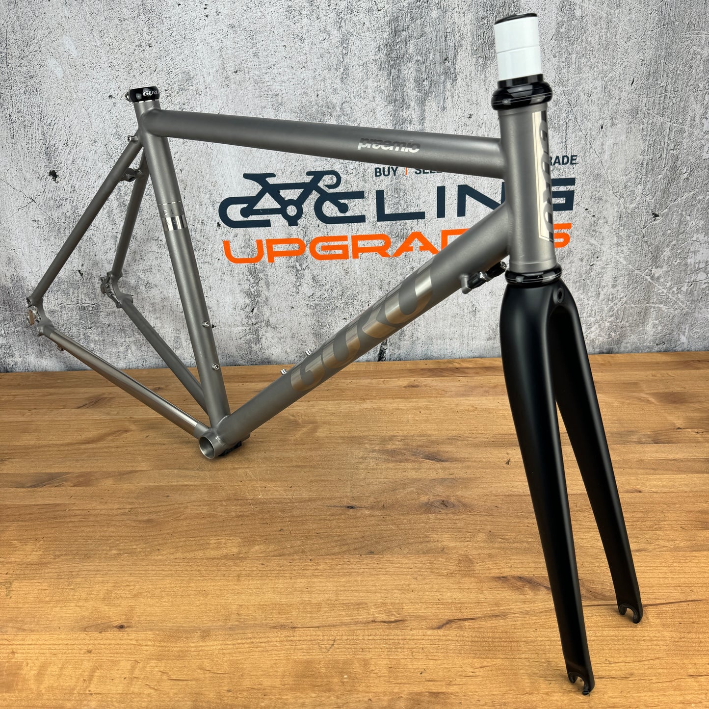 Low Mile! 2014 Guru Praemio Small 53.5cm Rim Brake Titanium Frameset 700c 1815g