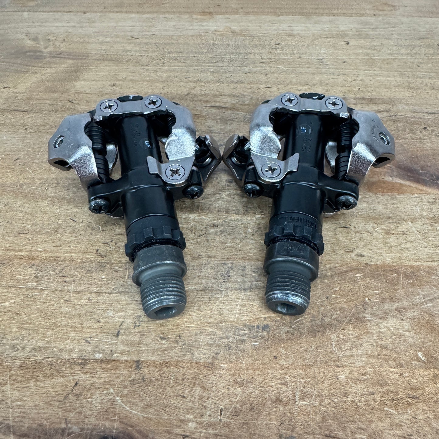 Shimano PD-M520 w/ Cleats Mountain Bike MTB Clipless Pedals