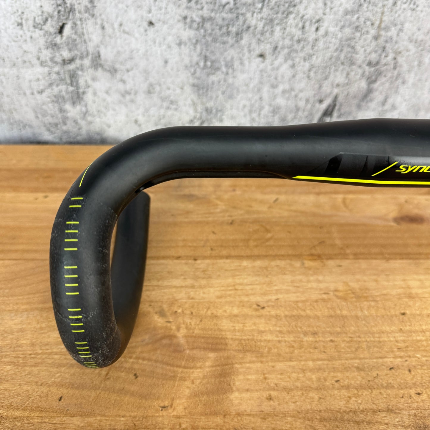 Syncros Creston SL 38cm Carbon Road Bike Handlebar 180g