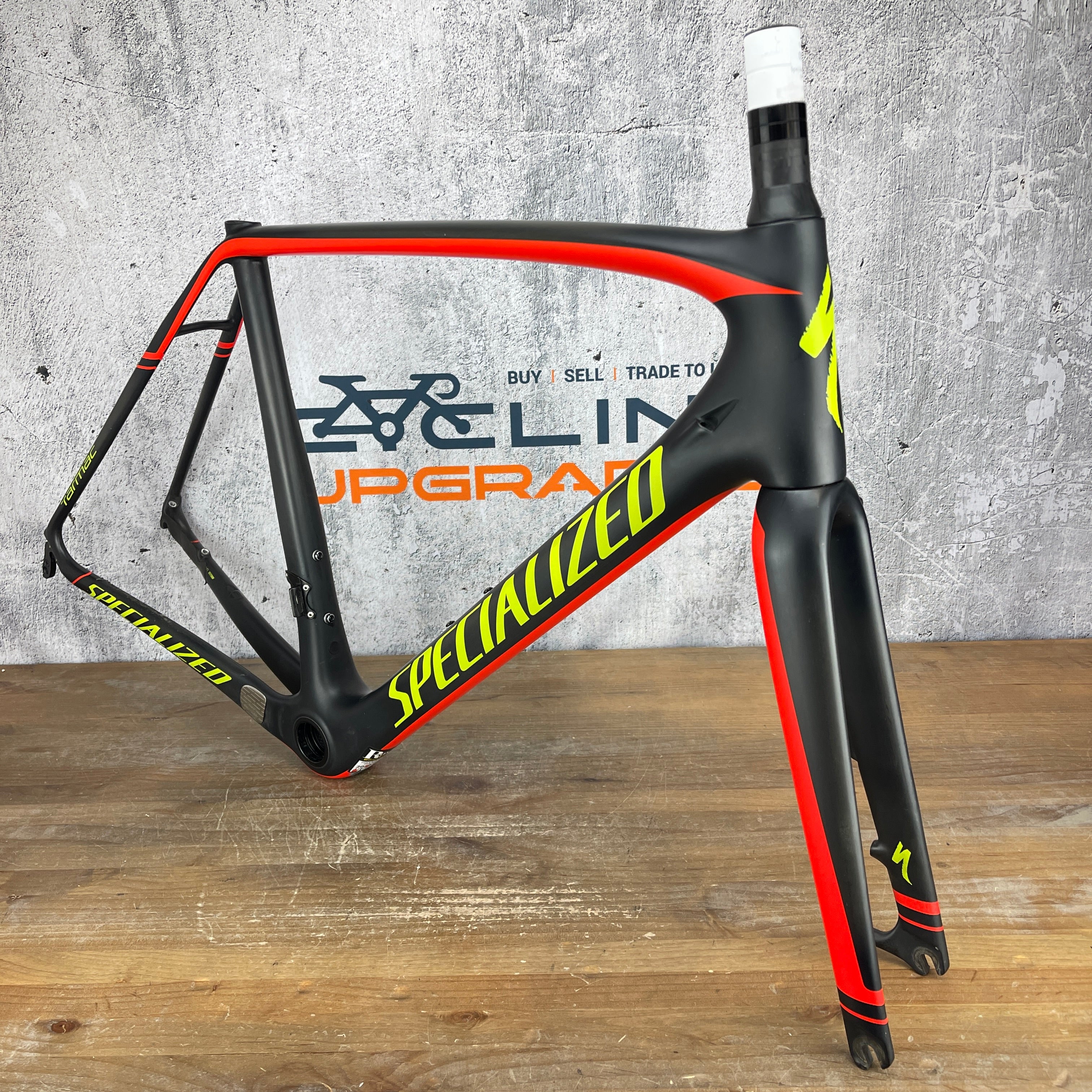 2015 Specialized Tarmac SL5 56cm QR Post-Mount Disc Carbon Frameset 70 –  CyclingUpgrades.com