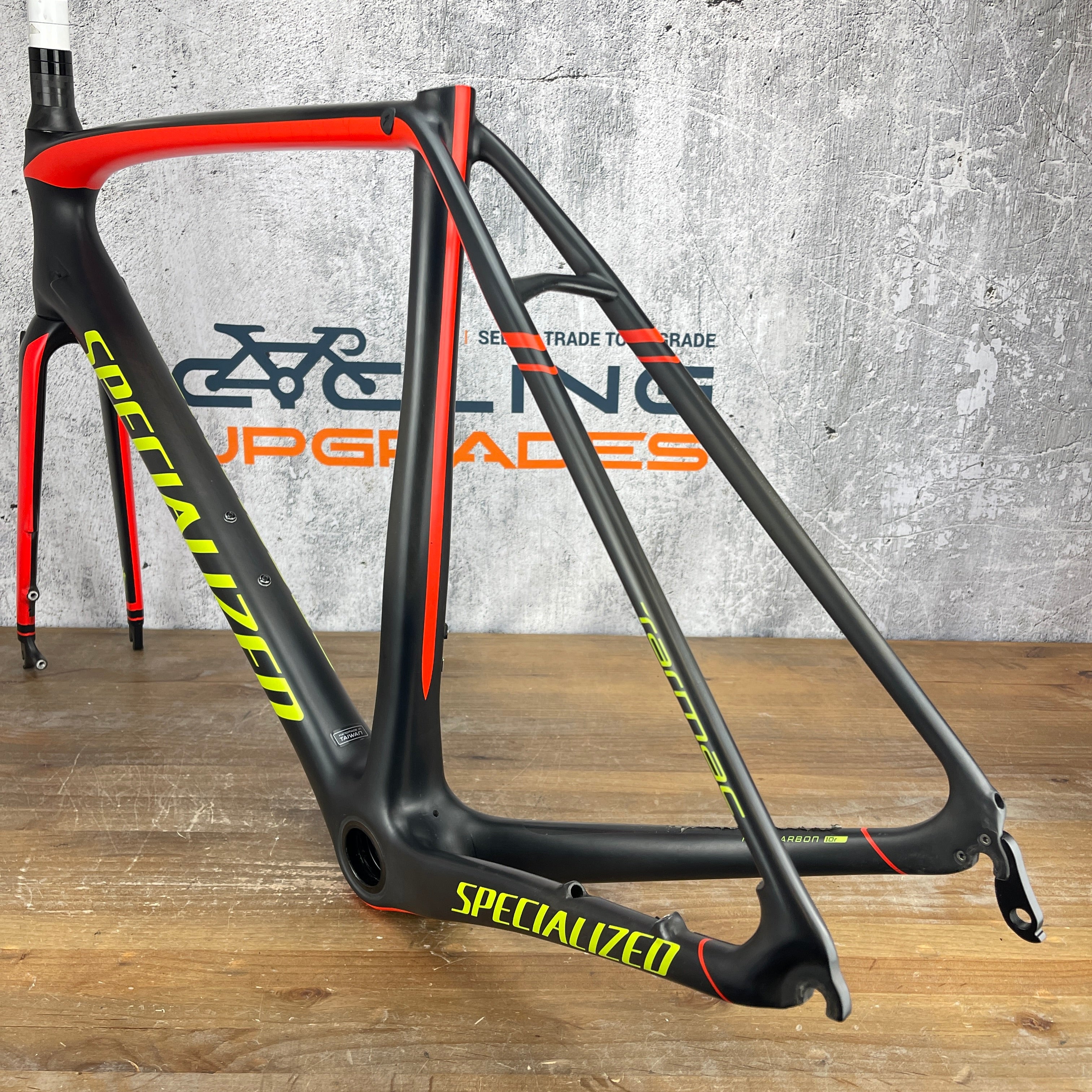 2015 Specialized Tarmac SL5 56cm QR Post-Mount Disc Carbon