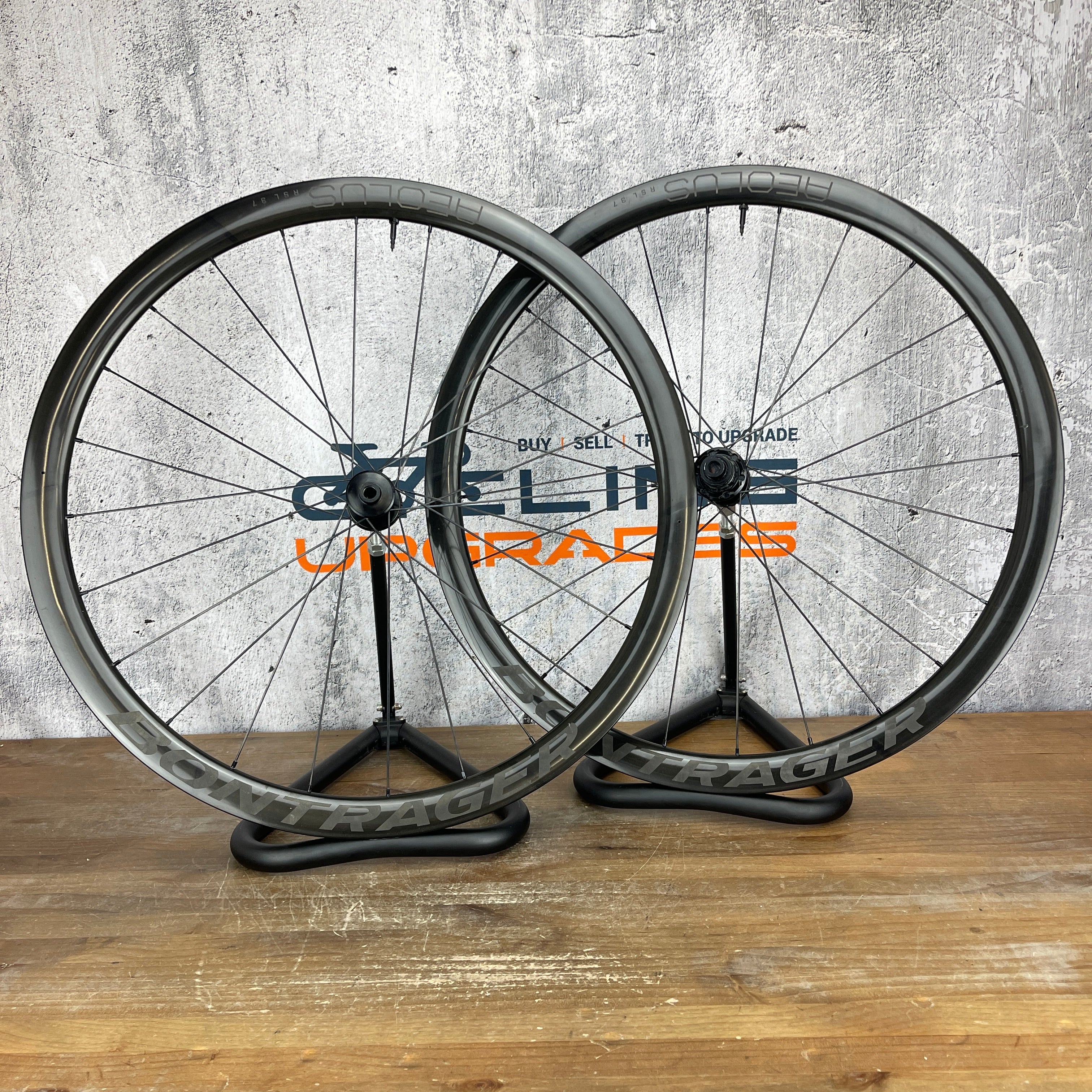 Low Mile! Bontrager Aeolus RSL 37 Carbon Tubeless Wheelset