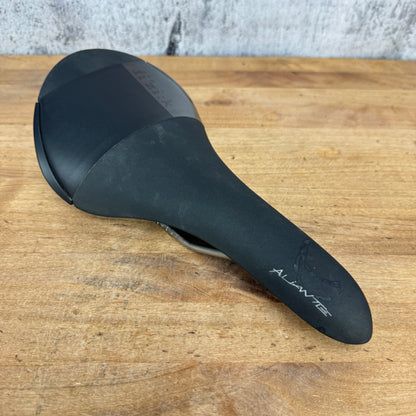 Fizik Aliante R5 138mm 7x7mm Kium Rails Bike Saddle 220g