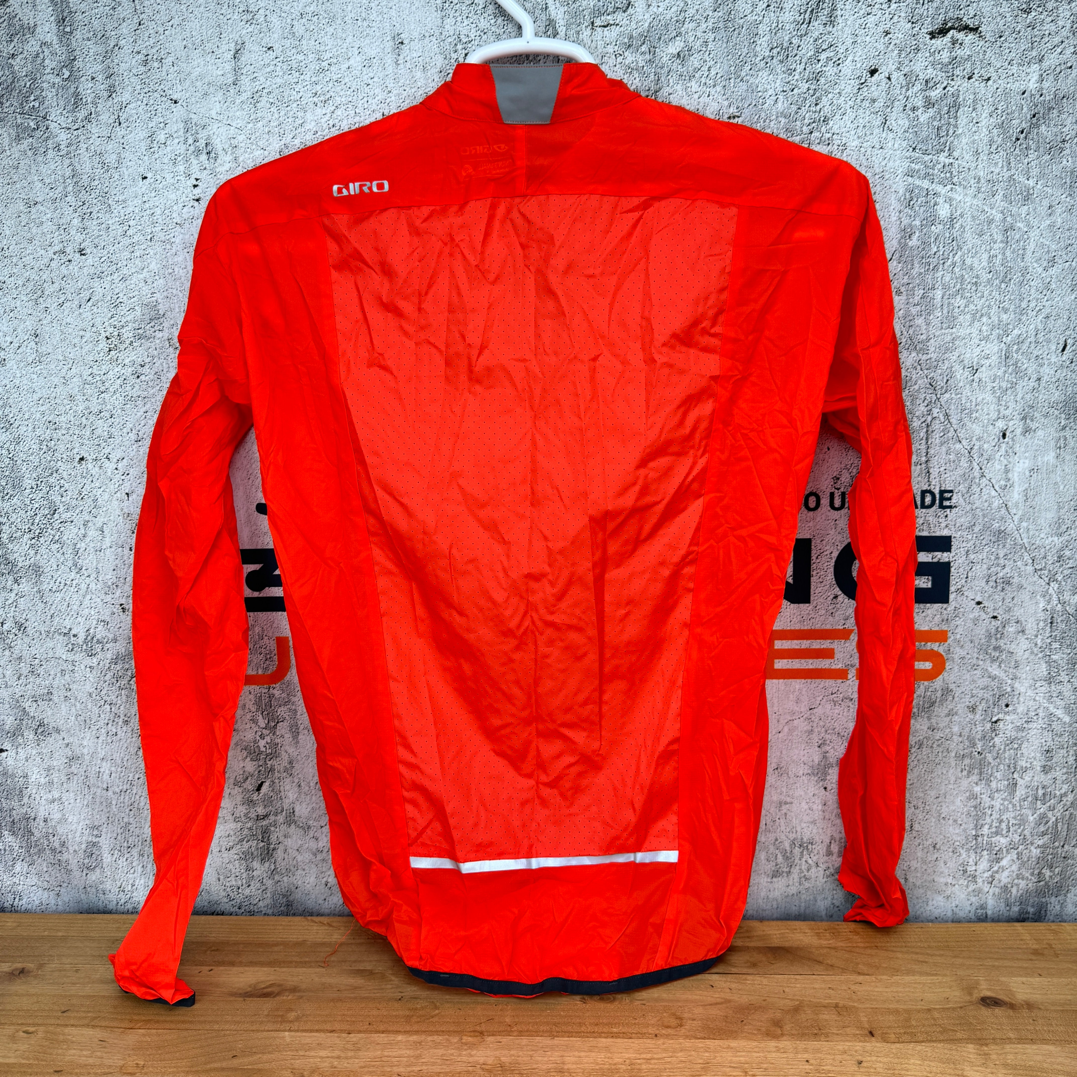 Giro Chrono Expert Men s Small Orange Wind Cycling Jacket CyclingUpgrades