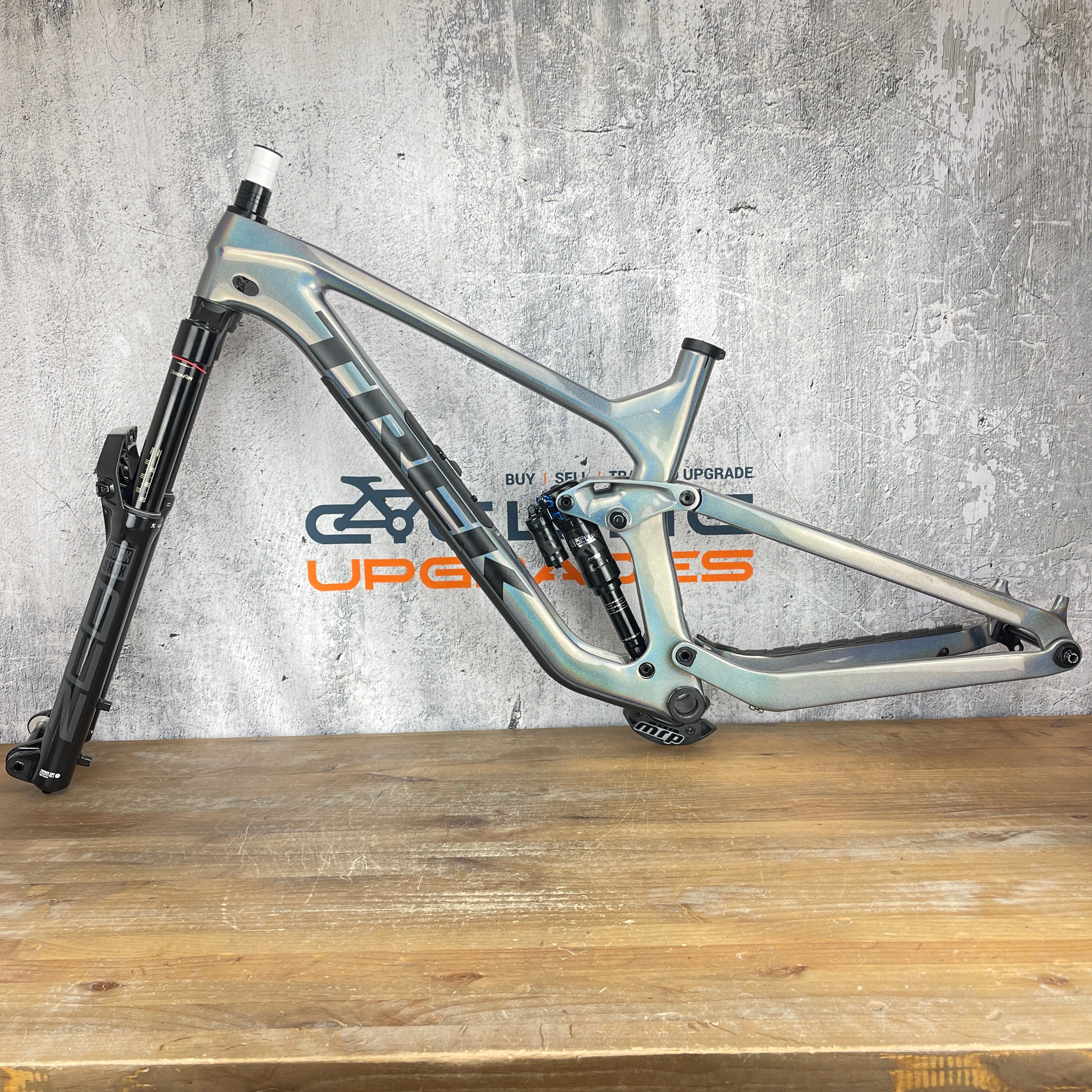 Trek store slash frame