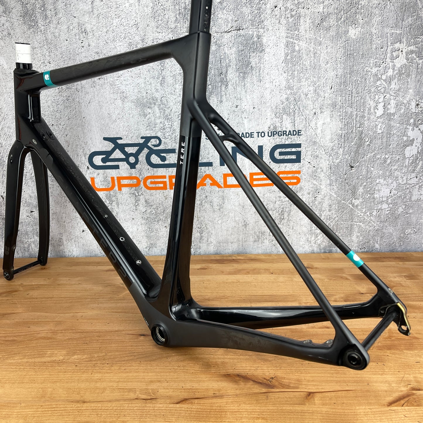 Chapter2 Tere Medium 55cm Disc Brake Carbon Road Bike Frameset 700c 1893g