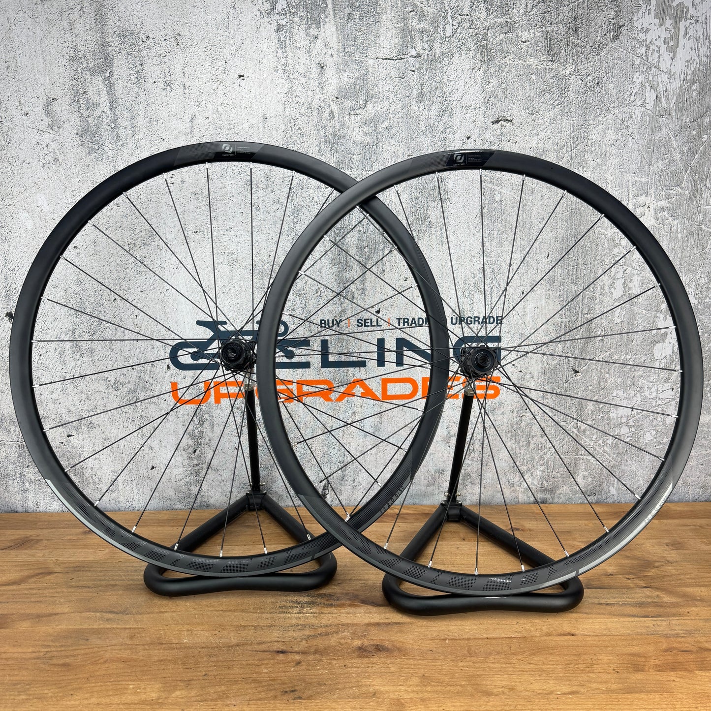 New Takeoff! Syncros RR 2.0 Disc Brake Tubeless Alloy Bike Wheelset 700c