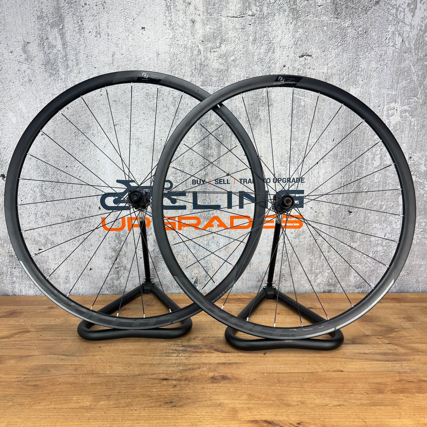 New Takeoff! Syncros RR 2.0 Disc Brake Tubeless Alloy Bike Wheelset 700c