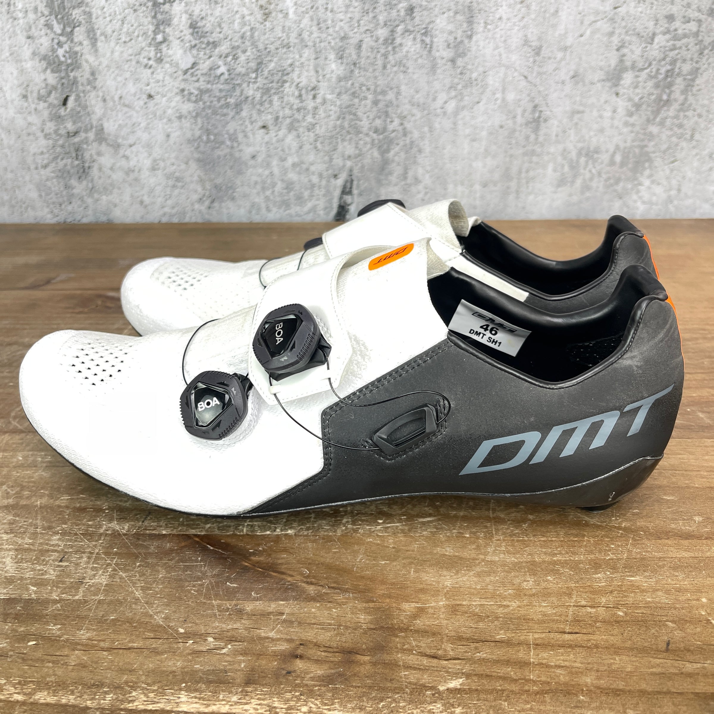 DMT SH1 Cycling Shoes Men's Size EU 46 Road Cycling Shoes 3-Bolt