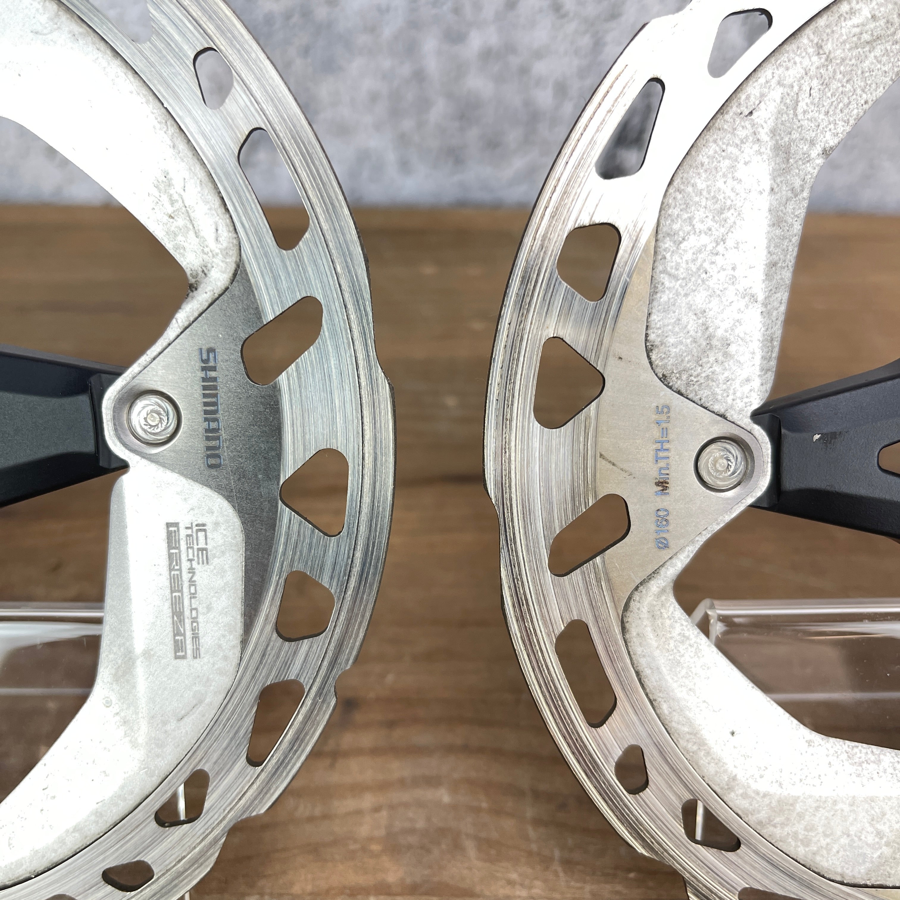 Pair (2x) Shimano Deore XT RT-MT800-S Center Lock Disc Brake