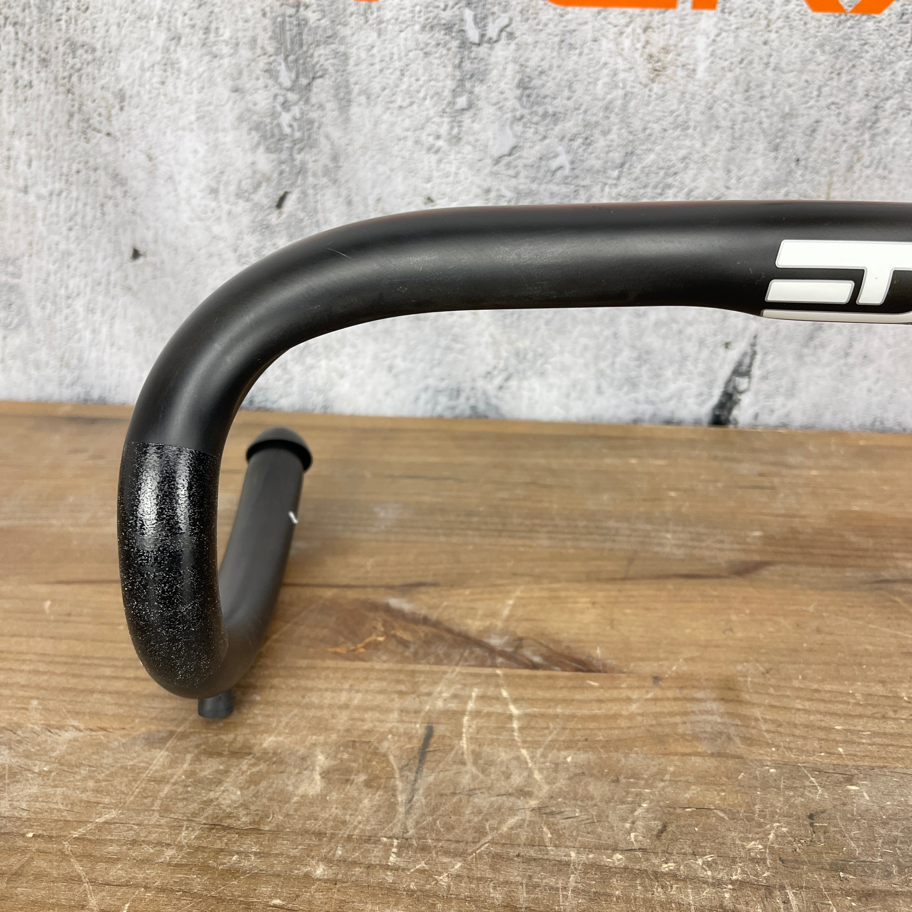 Handlebar carbon road discount bike