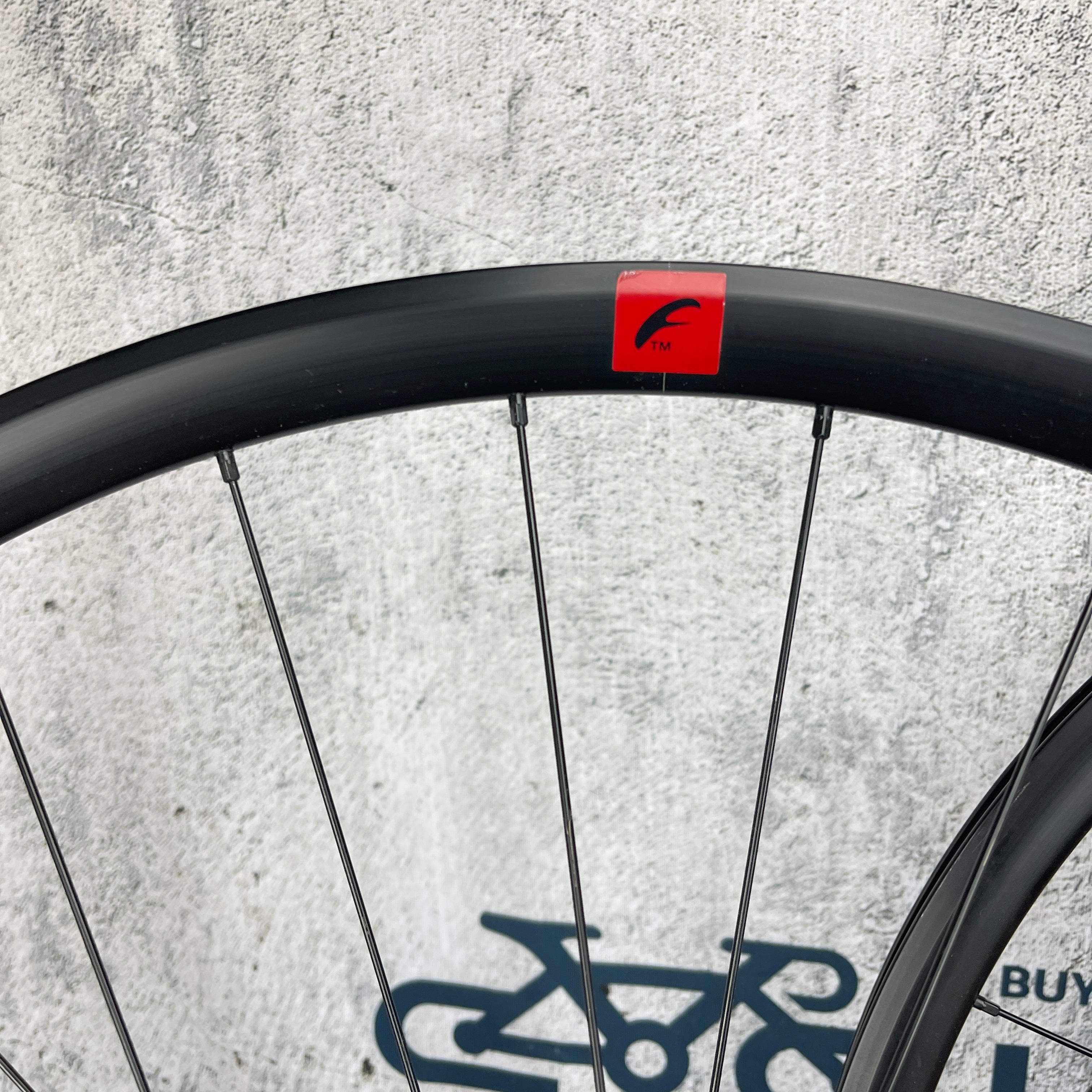 New! Fulcrum Rapid Red 900 Tubeless Road Bike Disc Brake Wheelset 2027 –  CyclingUpgrades.com