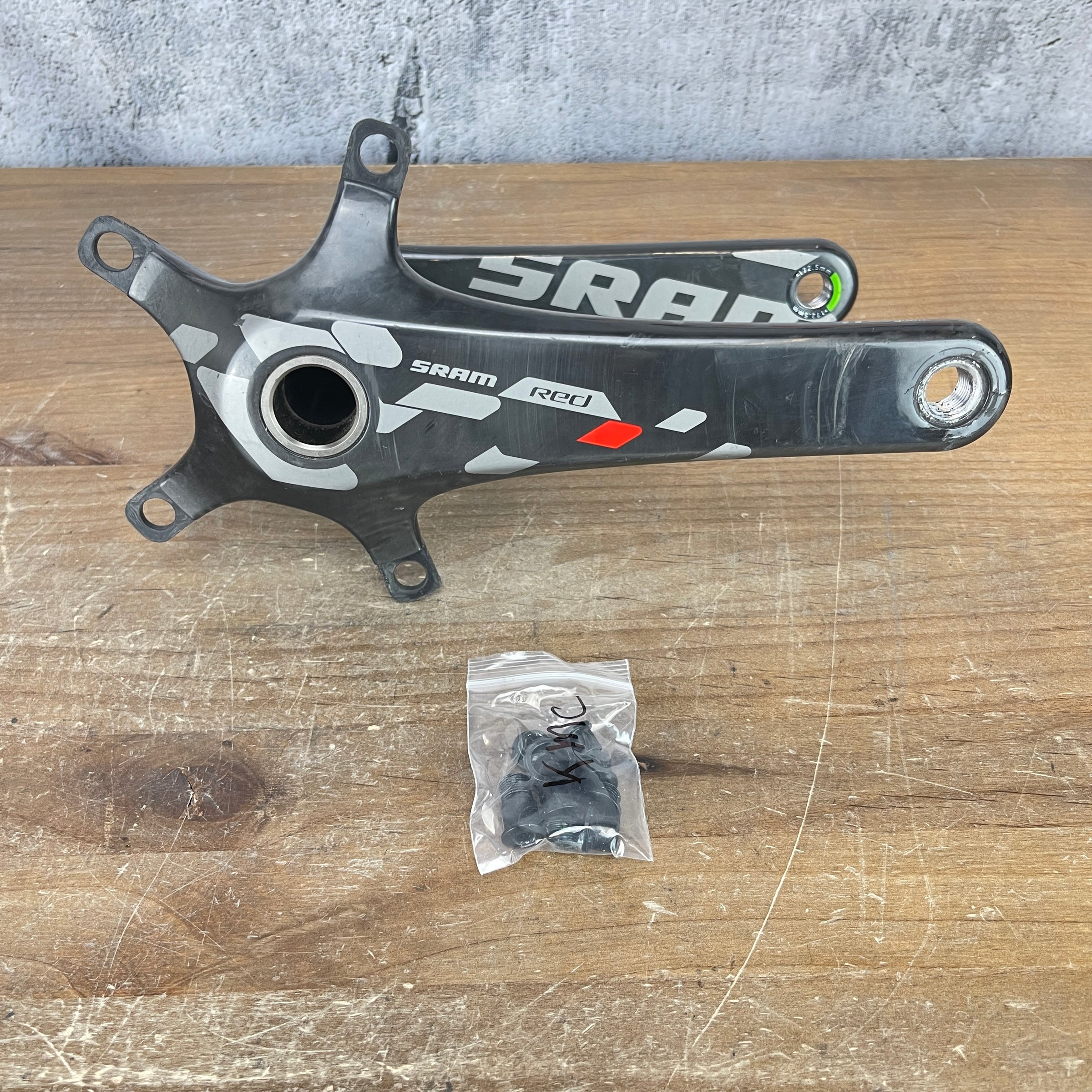 SRAM Red Carbon 130BCD 172.5mm Hidden Bolt Crankset GXP Spindle –  CyclingUpgrades.com