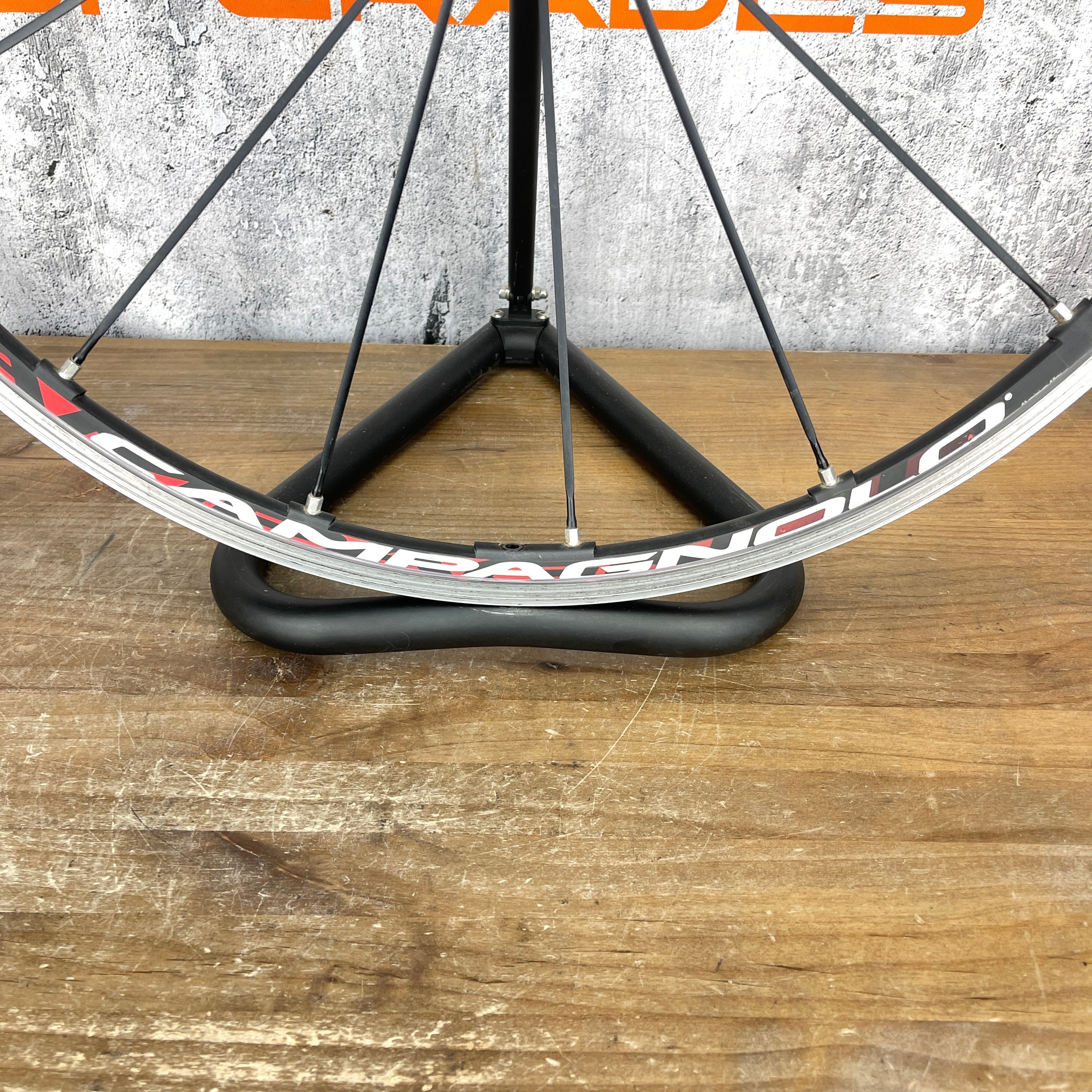 Campagnolo Eurus 2-Way Fit Alloy Tubeless Front Wheel 700c Rim Brake 6 –  CyclingUpgrades.com
