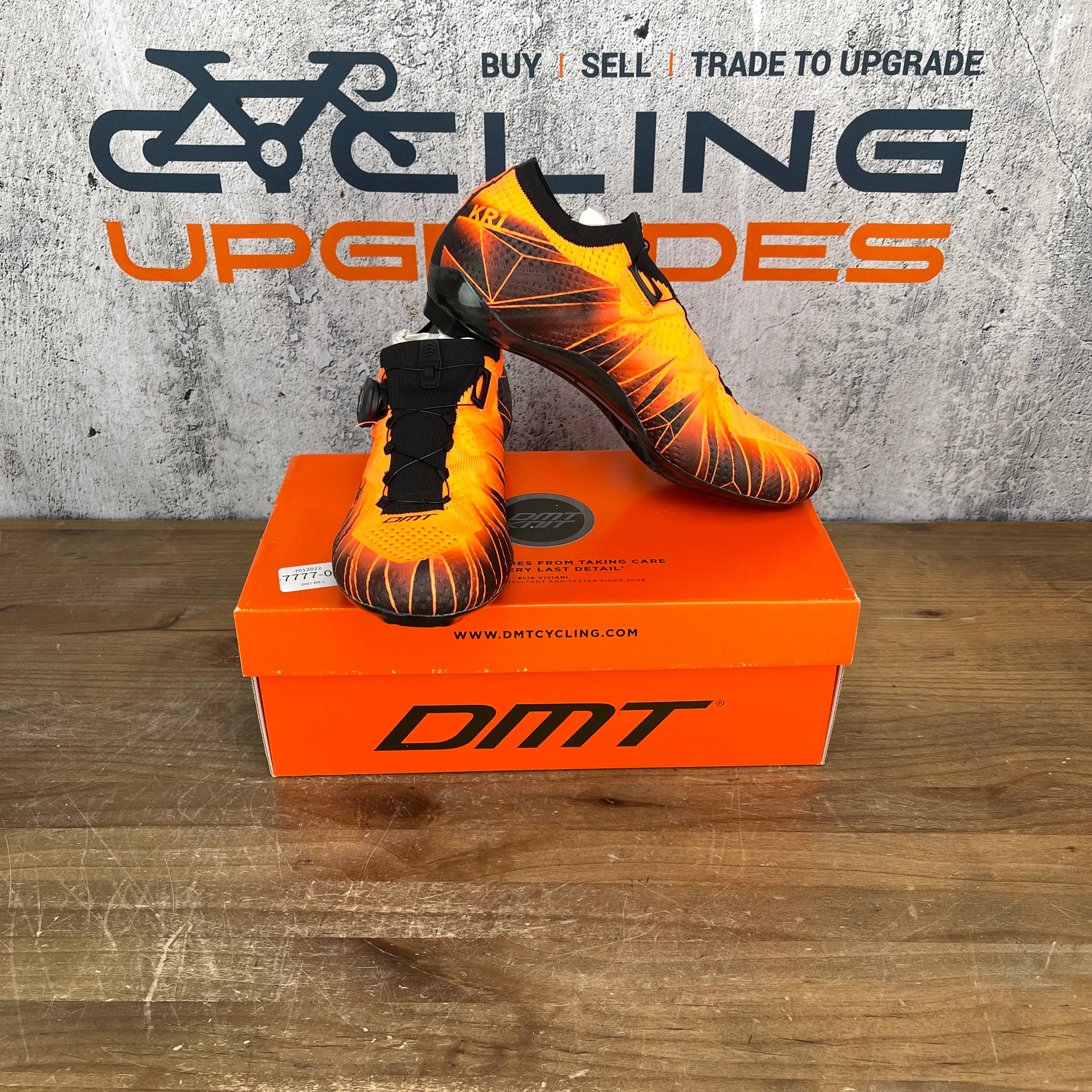 New! DMT KR1 Men's 41 (EU) 8.25 (US) Road Cycling Shoes 3-Bolt