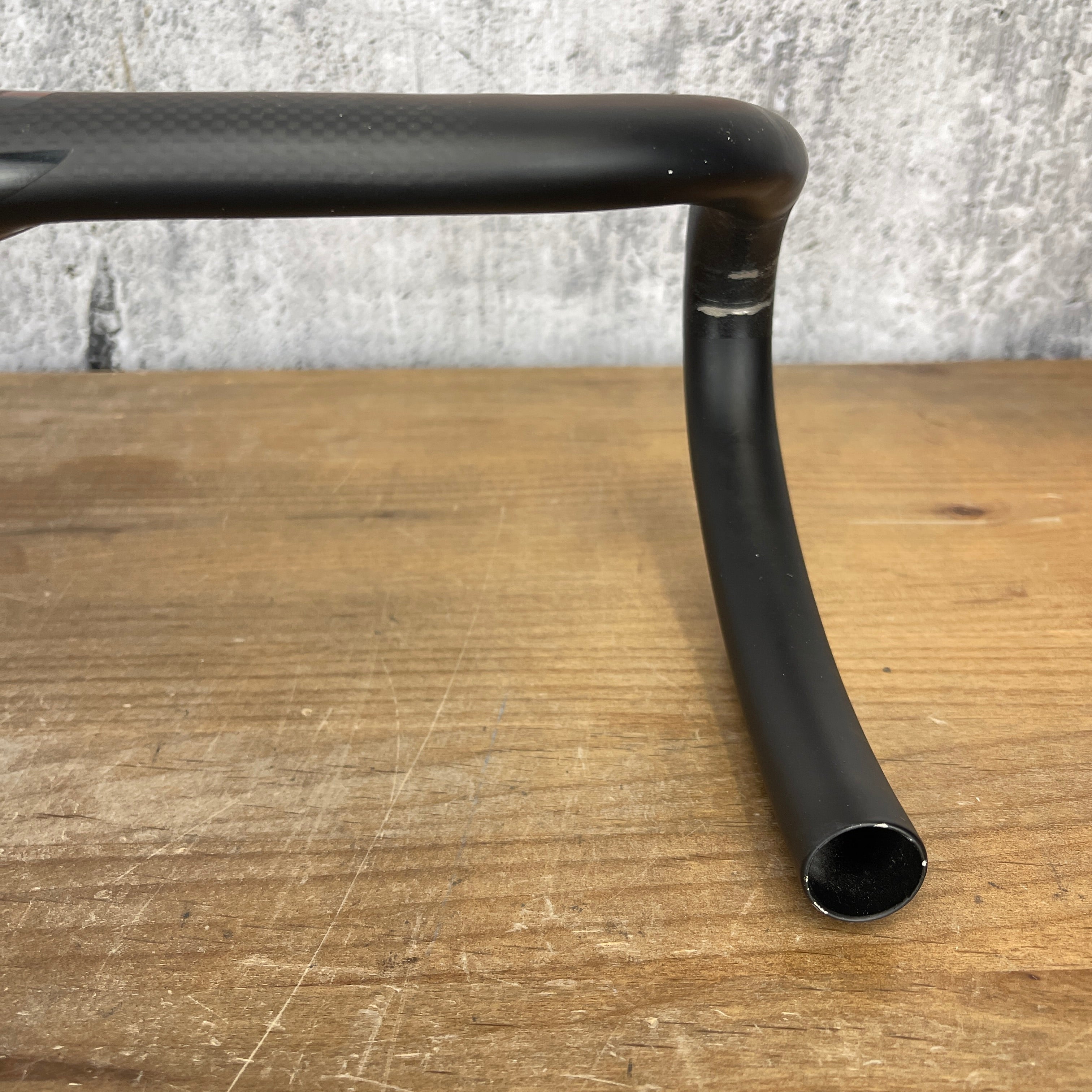 Most XC Jaguar Aluminum Carbon 3K Aero 31.8mm x 44cm Handlebar 331g –  CyclingUpgrades.com